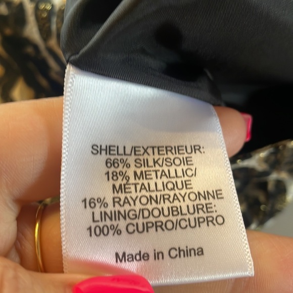 TORY BURCH SILK metallic cheetah / animal print skirt shift cut, lined, zipped 8 - Picture 12 of 12